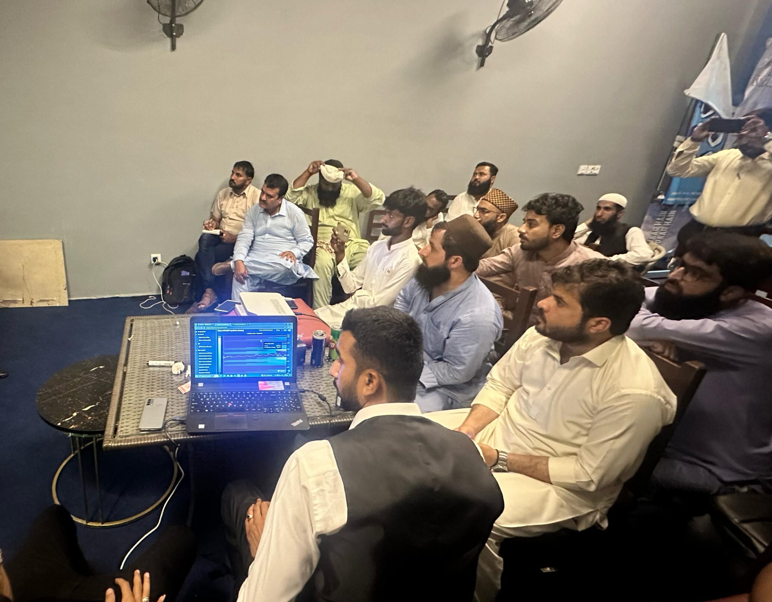 828b8527-ca78-46ff-b149-f4d725f82520